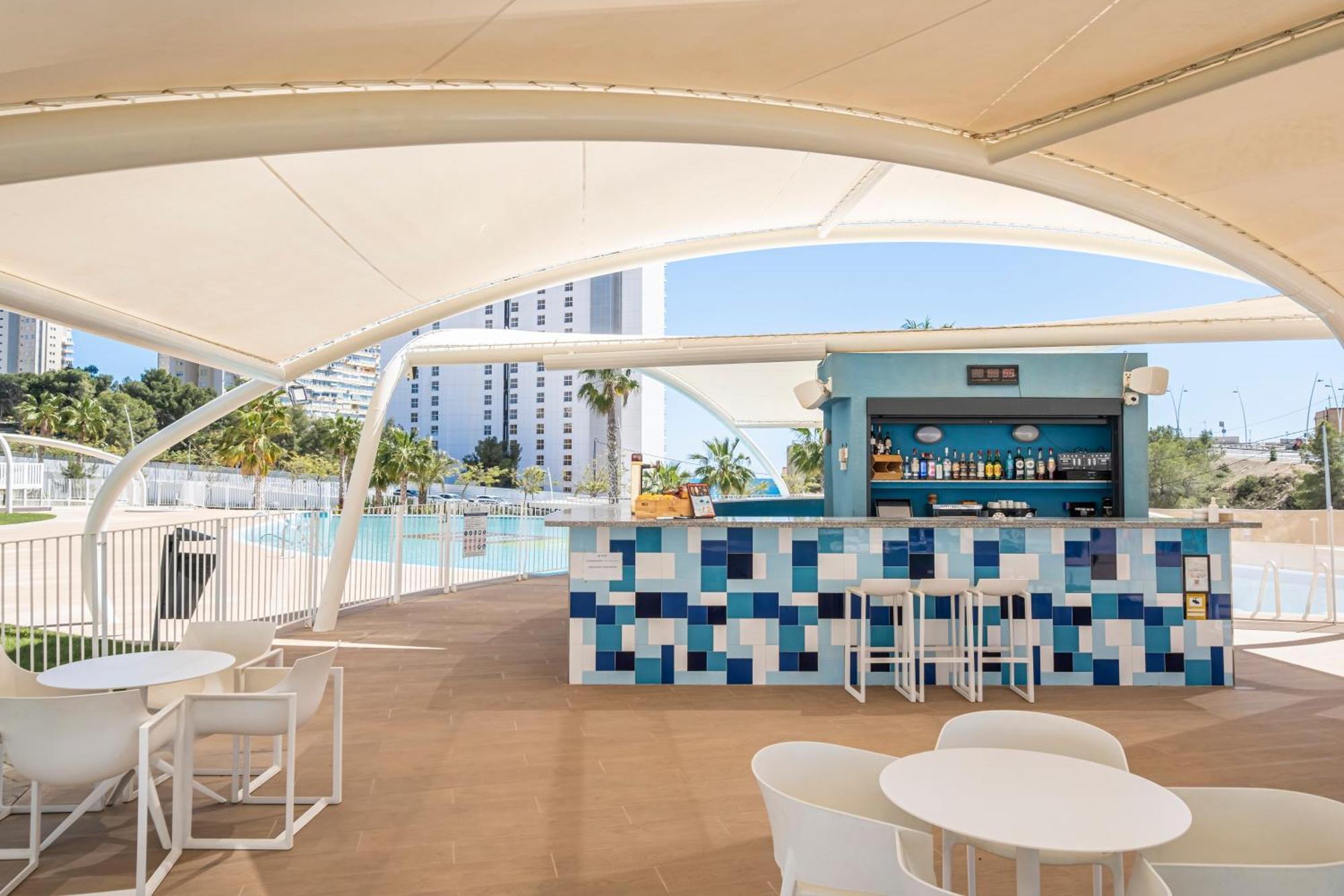 Sunset Waves 18-35 Poniente Beach Resort Benidorm Zewnętrze zdjęcie
