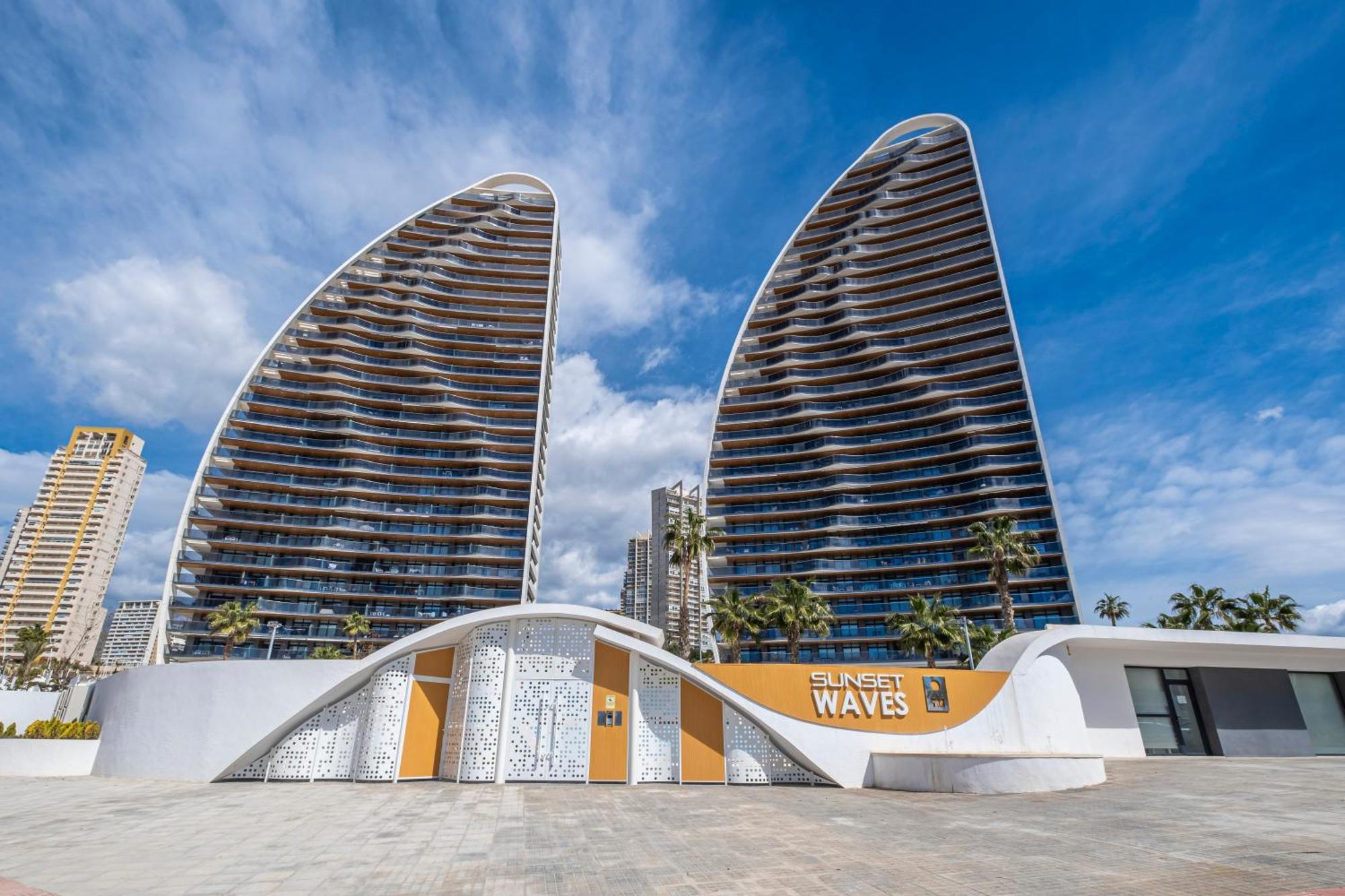 Sunset Waves 18-35 Poniente Beach Resort Benidorm Zewnętrze zdjęcie